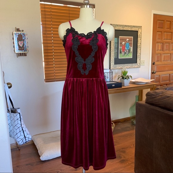 Romeo \u0026 Juliet Couture | Dresses | Hp 